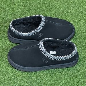 Black Ugg Tasman size 11